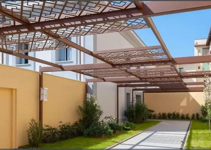 Downtown Florence, Moderno Con Giardino Apartment