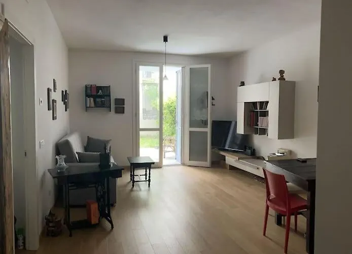 Downtown Florence, Moderno Con Giardino *